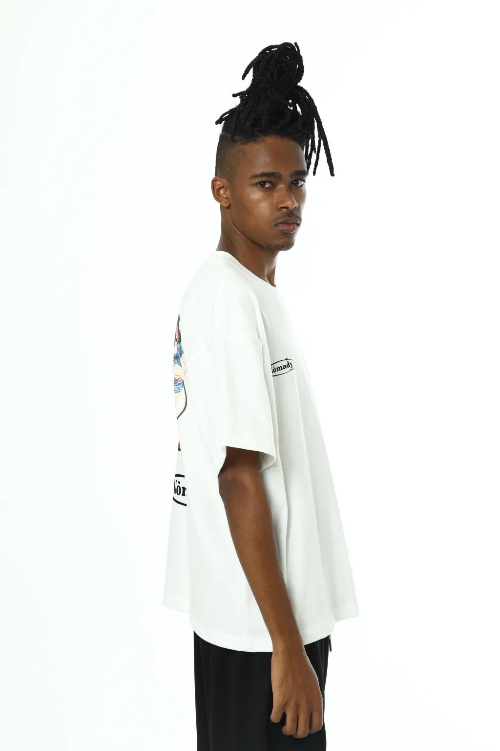 Camiseta Gas Station Branca - NÔMADY COMPANY